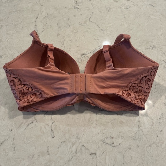 Victoria’s Secret Push-Up Bra - Blush Pink with Floral Lace Accents - 38DDD - Picture 10 of 13